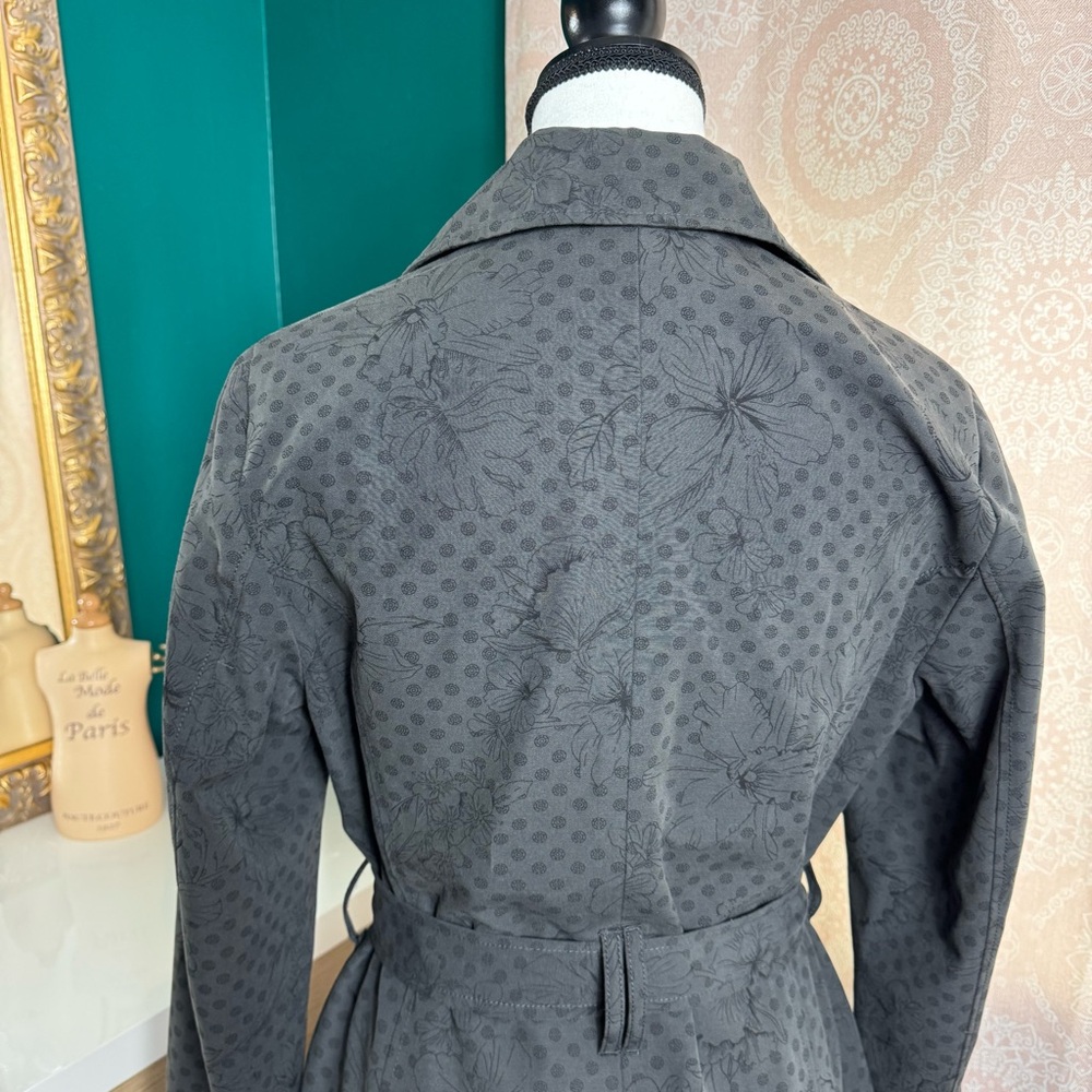 Relativity Polka Dot Hibiscus Floral Black Print Gray Trench Coat Size Small - Picture 6 of 15